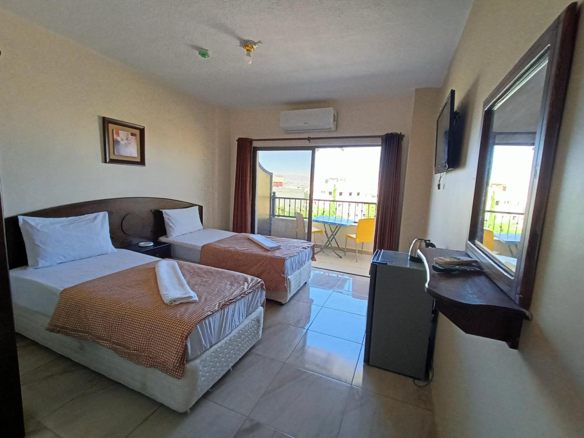 Baraka Al Aqaba Hotel Suites エクステリア 写真